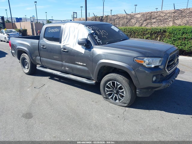 2018 TOYOTA TACOMA SR5