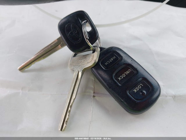 صورة 11 لـ 2003 Toyota MATRIX XR