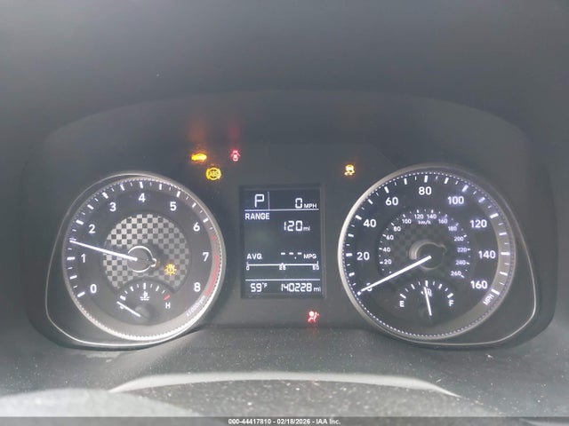 HYUNDAI ELANTRA SE - 7