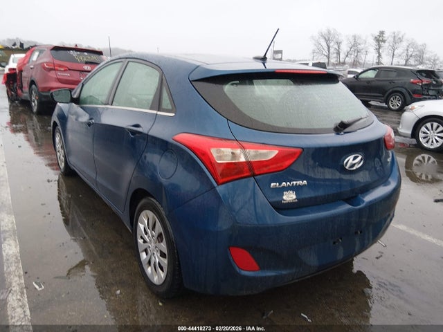 HYUNDAI ELANTRA GT - 3