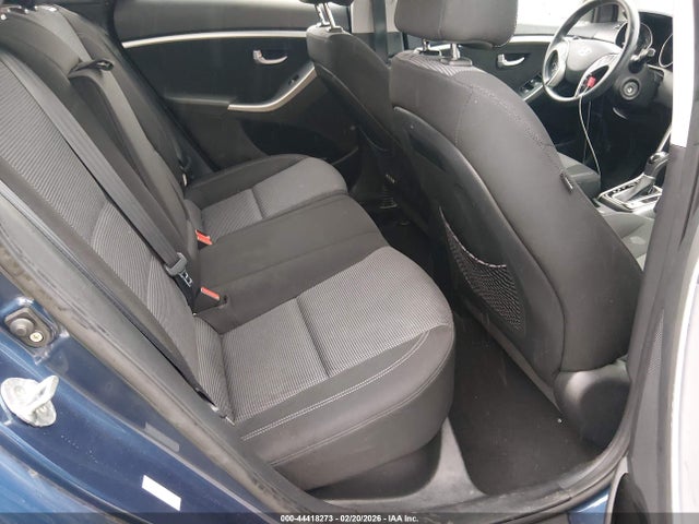 HYUNDAI ELANTRA GT - 8