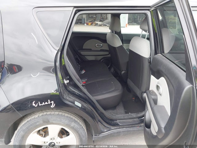 KIA SOUL - 8