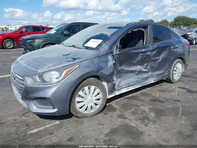 HYUNDAI ACCENT SE - 2