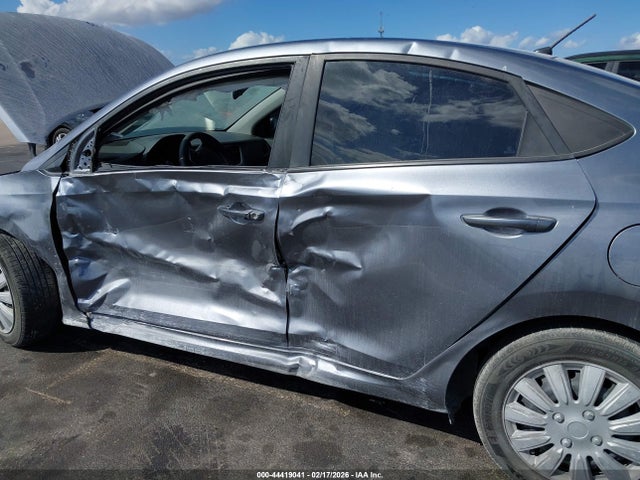 HYUNDAI ACCENT SE - 6