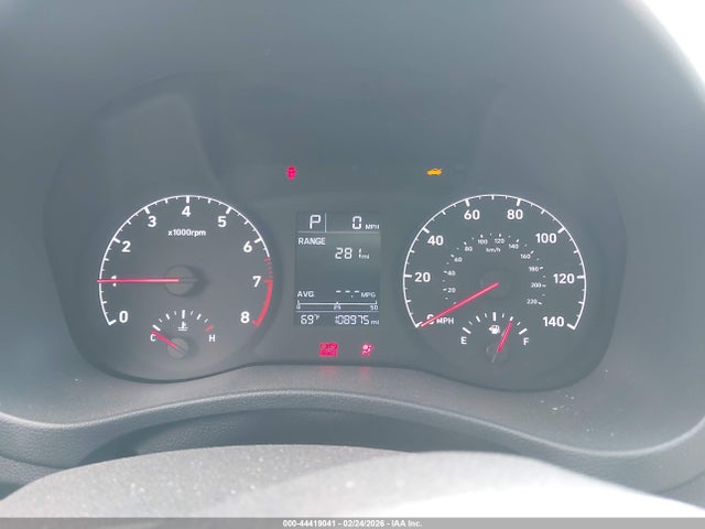 HYUNDAI ACCENT SE - 7