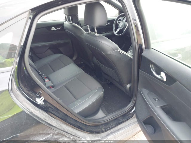 KIA FORTE - 8