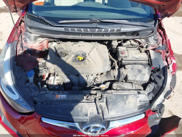 HYUNDAI ELANTRA SE - 10