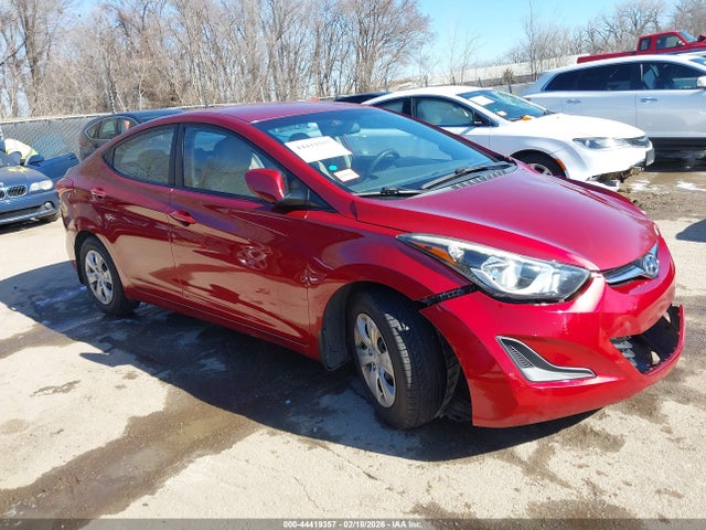 HYUNDAI ELANTRA SE - 1