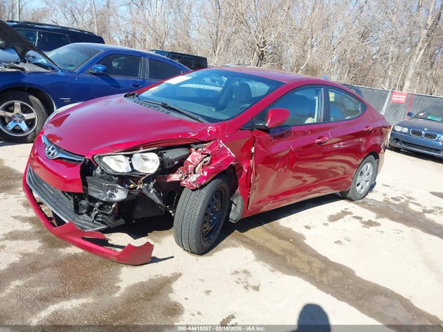 HYUNDAI ELANTRA SE - 2