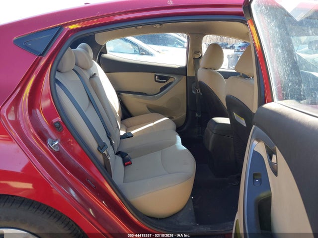 HYUNDAI ELANTRA SE - 8