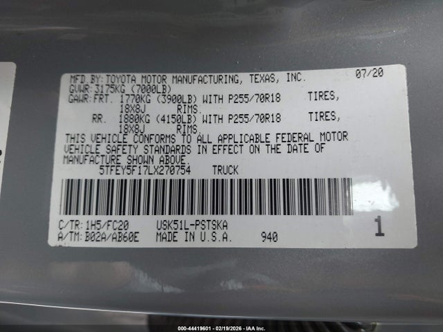 TOYOTA TUNDRA - 9