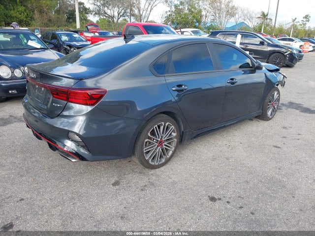 KIA FORTE GT - 4