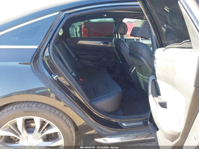 HYUNDAI SONATA LIMITED 2.0T - 8