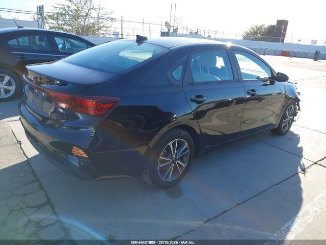 صورة 4 لـ 2023 KIA FORTE LXS
