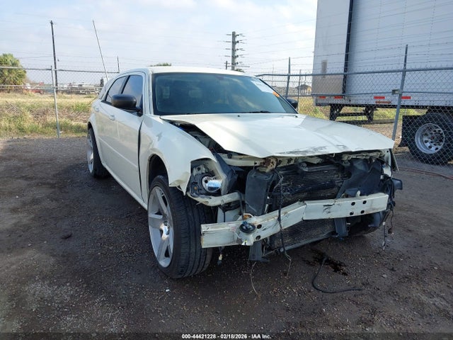 DODGE MAGNUM SXT - 6