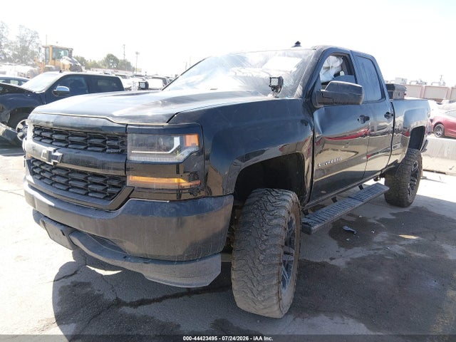 صورة 2 لـ 2017 Chevrolet SILVERADO 1500 WT