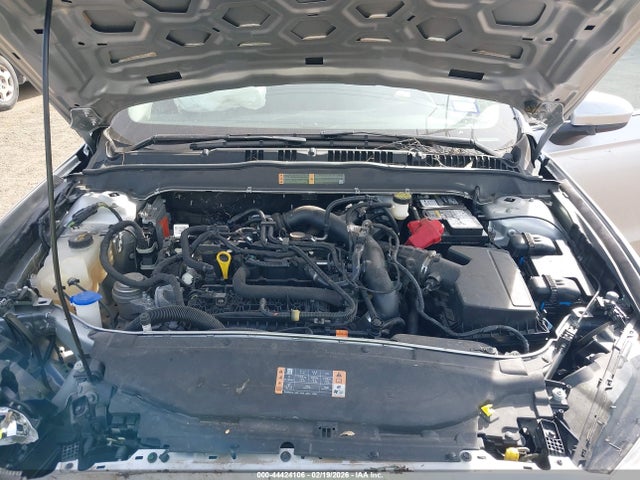 FORD FUSION SE - 10