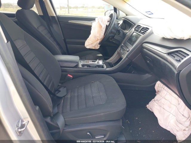 FORD FUSION SE - 5