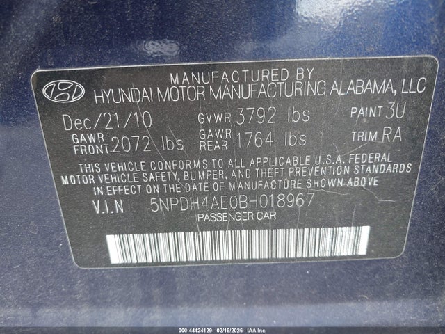 HYUNDAI ELANTRA GLS - 9