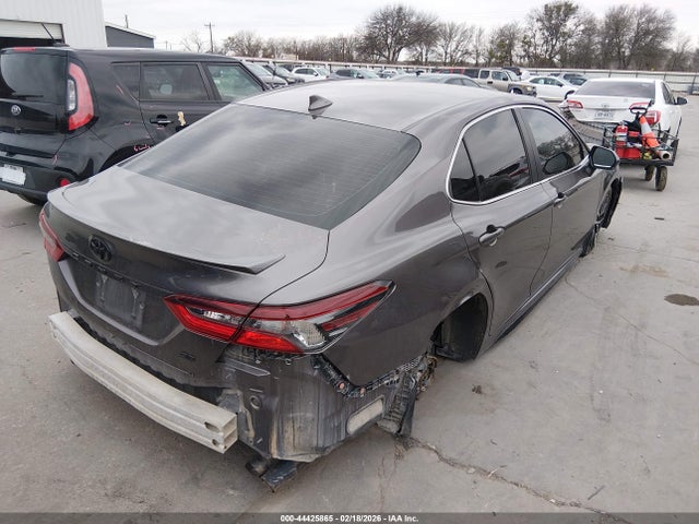 TOYOTA CAMRY - 4