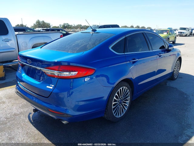 FORD FUSION SE - 4