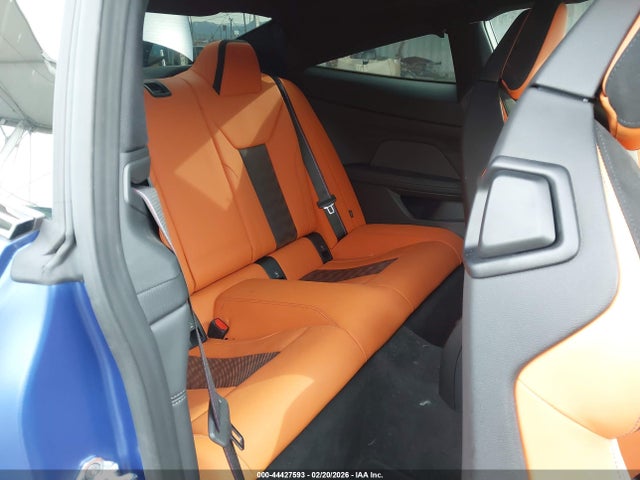 2025 BMW M4 8