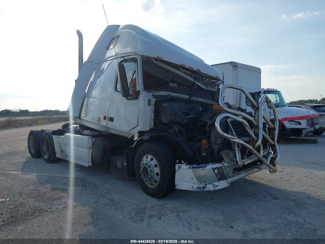 2006 VOLVO VN VNL