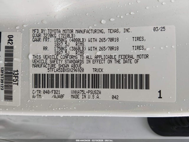 TOYOTA TUNDRA - 9