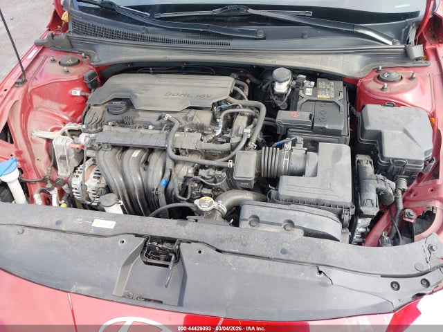 HYUNDAI ELANTRA SE - 10