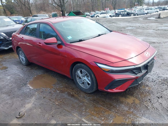 HYUNDAI ELANTRA SE - 1