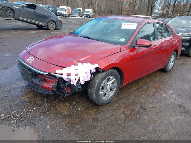 HYUNDAI ELANTRA SE - 2