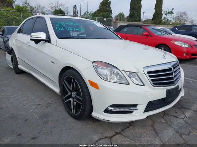 MERCEDES-BENZ E-CLASS - 1