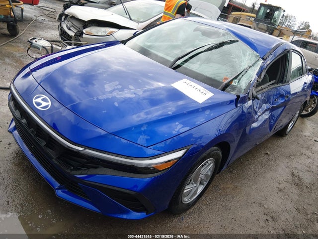 HYUNDAI ELANTRA SE - 2