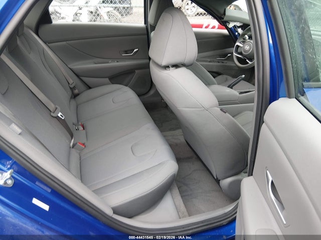 HYUNDAI ELANTRA SE - 8