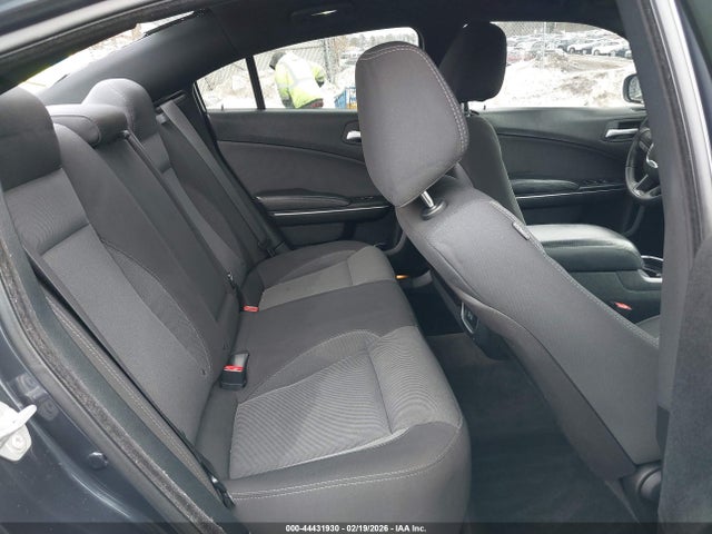 DODGE CHARGER SE - 8