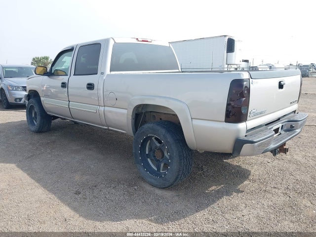 CHEVROLET SILVERADO 2500HD LS - 3