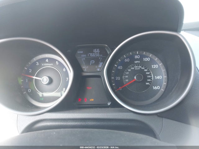 HYUNDAI ELANTRA LIMITED - 7