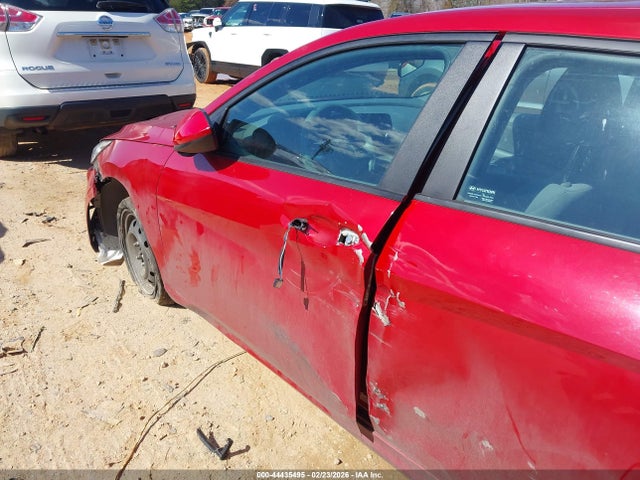 HYUNDAI ELANTRA SEL - 6