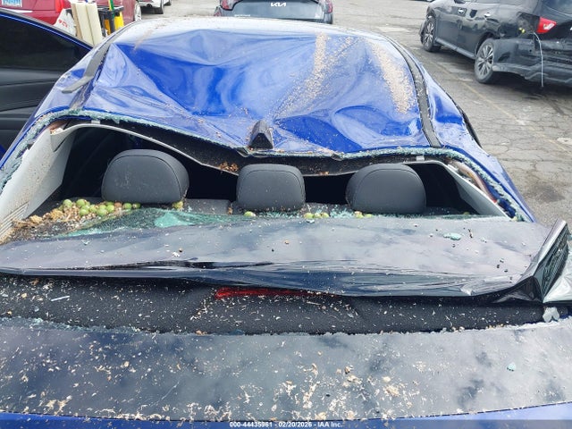 HYUNDAI ELANTRA LIMITED - 6