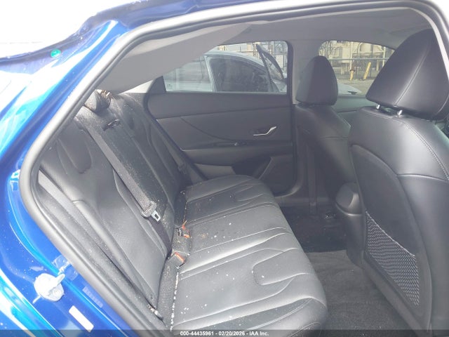 HYUNDAI ELANTRA LIMITED - 8