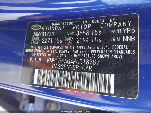 HYUNDAI ELANTRA LIMITED - 9