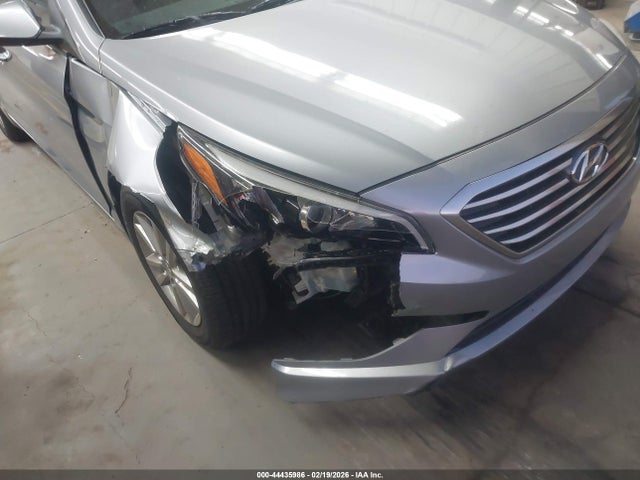 صورة 6 لـ 2016 Hyundai SONATA SE