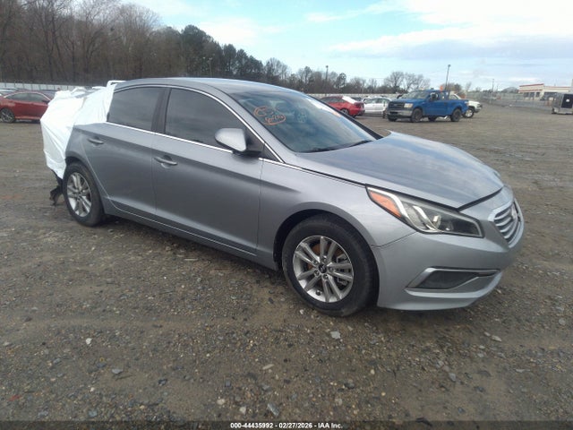 2016 HYUNDAI SONATA SE