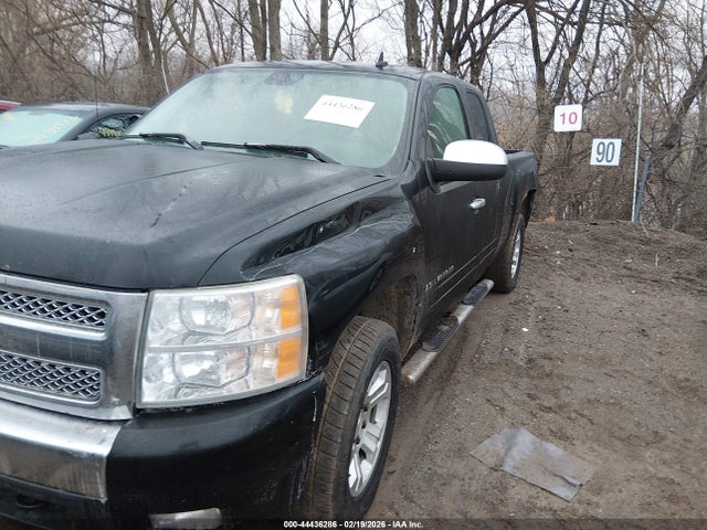 CHEVROLET SILVERADO 1500 LT1 - 6