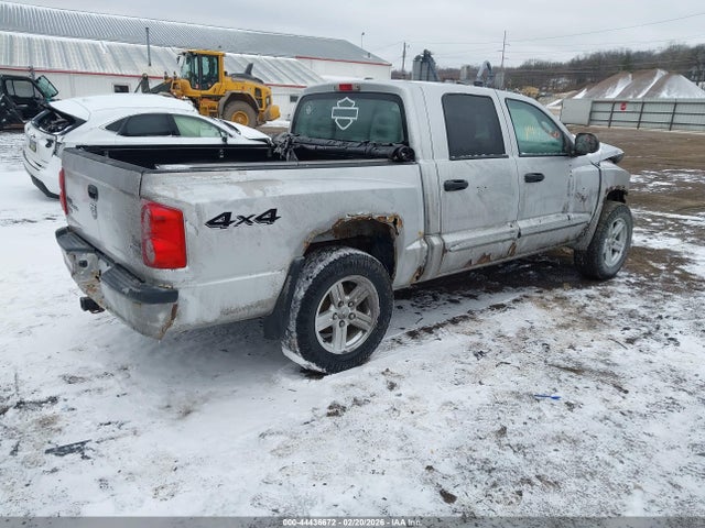 DODGE DAKOTA SLT - 4