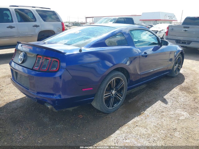 2013 FORD MUSTANG V6 PREMIUM — фото 4