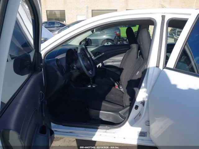 2014 Nissan VERSA 1.6 S+ — фото 5