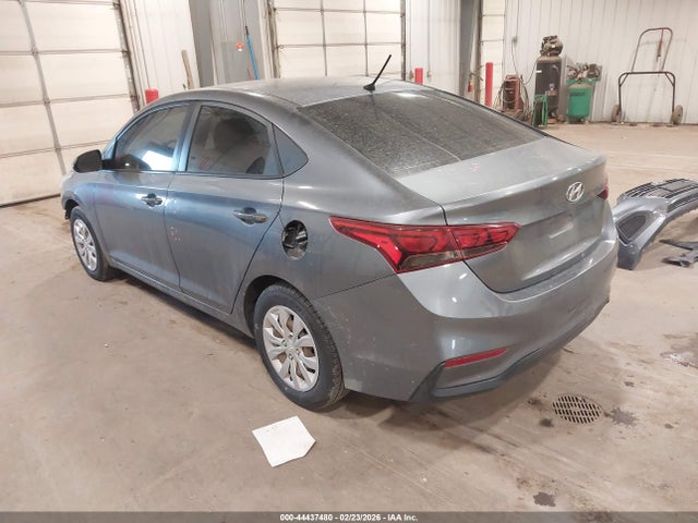 HYUNDAI ACCENT SE - 3