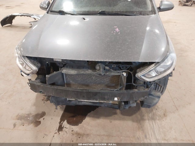 HYUNDAI ACCENT SE - 6