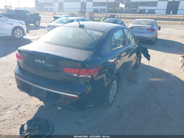 KIA RIO S - 4